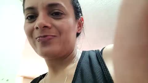 Snapshot of azura_lion chatting on May 22, 4:45 pm azura lion online show from May 22, 4:45 pm