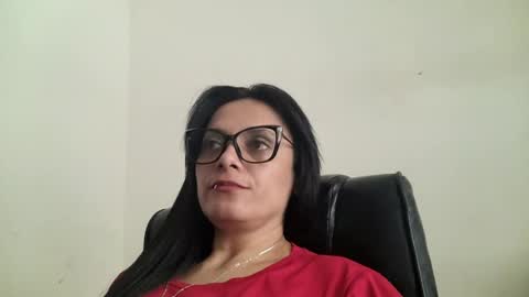 Snapshot of azura_lion chatting on June 28, 4:57 pm azura lion online show from June 28, 4:57 pm
