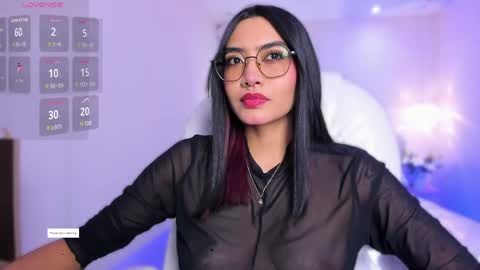 Snapshot of azurakindong chatting on June 9, 7:25 pm Azura online show from June 9, 7:25 pm