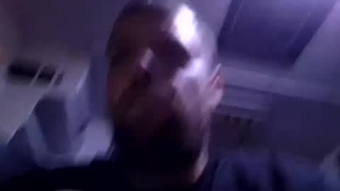 azza42086 online show from April 22, 7:15 pm