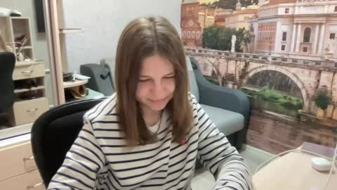 Snapshot of azzieheberly chatting on June 9, 3:23 pm Niki online show from June 9, 3:23 pm