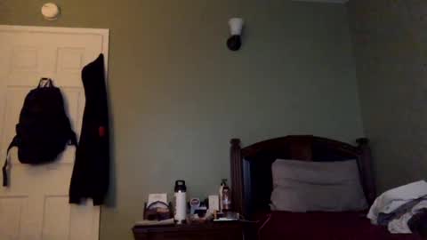 Snapshot of b_johnson530 chatting on September 24, 5:33 am b_johnson530 online show from September 24, 5:33 am