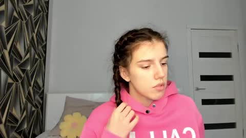 Monica online show from April 22, 3:09 am