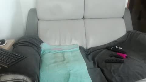 Snapshot of babacool96 chatting on December 9, 9:06 am babacool 96 online show from December 9, 9:06 am