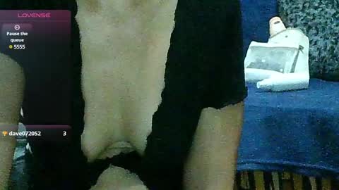 Snapshot of babe4u1234 chatting on December 22, 2:27 pm babe4u1234 online show from December 22, 2:27 pm