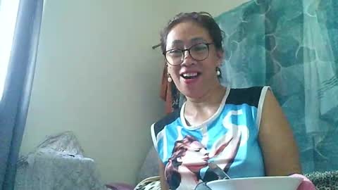 Snapshot of babe4u1234 chatting on January 10, 7:57 am babe4u1234 online show from January 10, 7:57 am