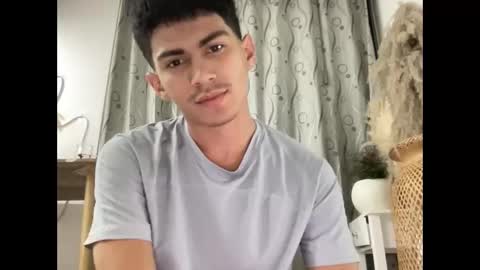 Snapshot of babelogan chatting on February 13, 2:07 am babelogan online show from February 13, 2:07 am