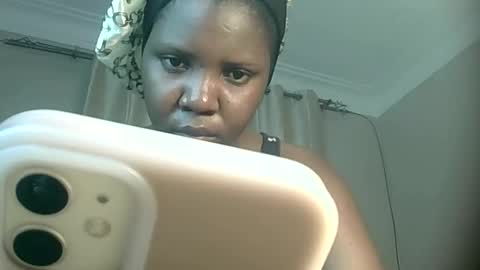 babirye990225 online show from April 13, 3:28 pm