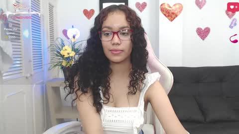 Snapshot of baby_blue18_ chatting on December 4, 10:08 pm salome online show from December 4, 10:08 pm