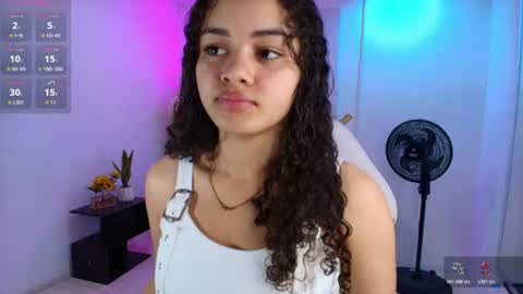 Snapshot of baby_curlyy chatting on June 12, 7:13 pm baby curlyy online show from June 12, 7:13 pm