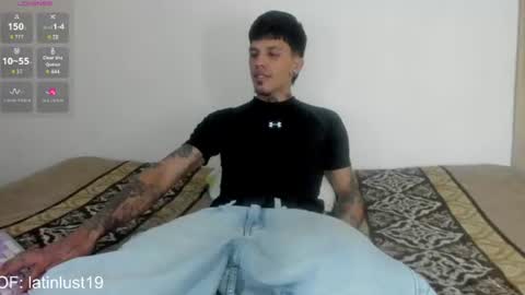 Snapshot of baby_gio chatting on July 4, 8:26 pm OF GxoXabs online show from July 4, 8:26 pm