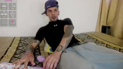 Snapshot of baby_gio chatting on July 5, 4:47 pm OF GxoXabs online show from July 5, 4:47 pm