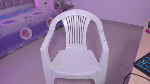 baby_glow01 online show from November 7, 1:00 pm