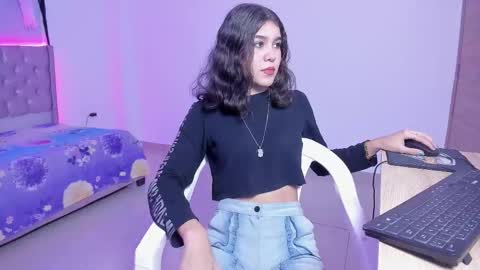 baby_glow01 online show from November 12, 1:22 pm