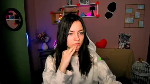 baby online show from February 12, 8:20 am