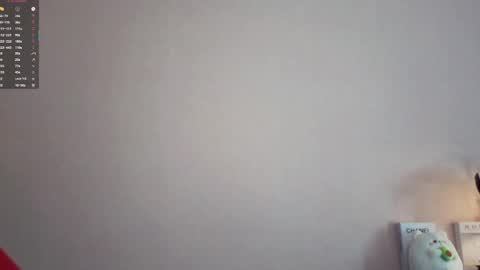 Snapshot of baby_is_ready chatting on April 22, 7:33 am Emily online show from April 22, 7:33 am
