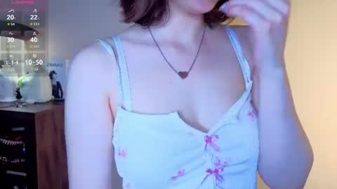 Snapshot of baby_is_ready chatting on June 13, 7:39 am Emily online show from June 13, 7:39 am
