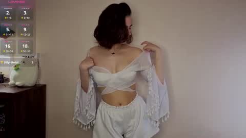 Snapshot of baby_is_ready chatting on June 16, 7:11 am Emily online show from June 16, 7:11 am