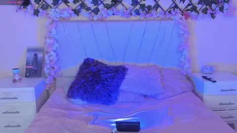 Snapshot of baby_kaliope chatting on March 4, 8:13 am Kaliope online show from March 4, 8:13 am