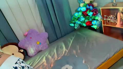 Snapshot of baby_kira1988 chatting on June 1, 11:34 am Your Baby Kira online show from June 1, 11:34 am