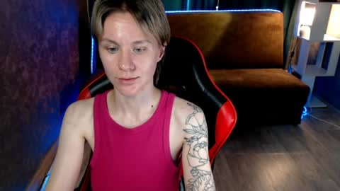 baby_kitte online show from July 28, 11:28 am