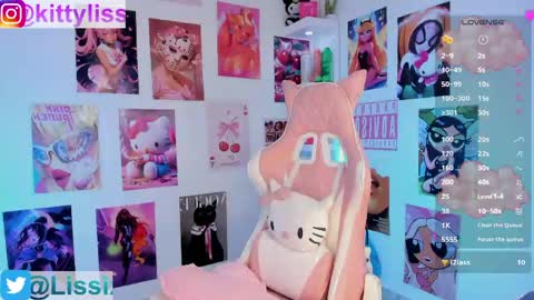 Snapshot of baby_lissi chatting on May 23, 9:13 am baby_lissi online show from May 23, 9:13 am
