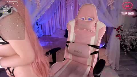  antonella  online show from March 3, 9:15 pm