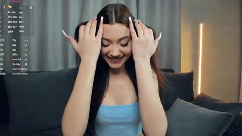 Anita online show from April 8, 6:08 pm