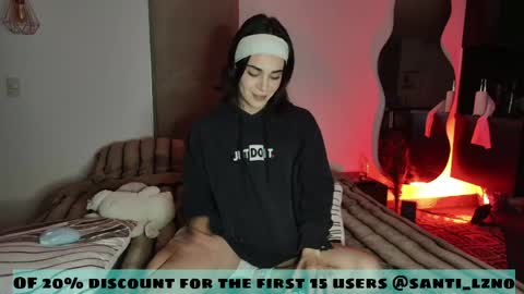 santi online show from April 14, 2:28 am