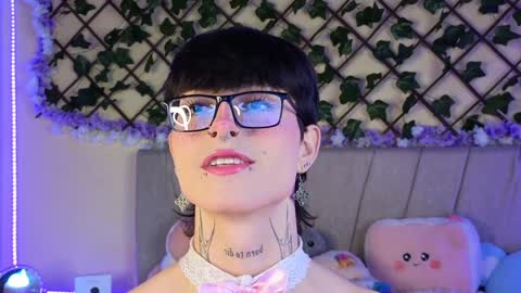 Snapshot of baby_xian chatting on December 5, 5:15 am Dani online show from December 5, 5:15 am