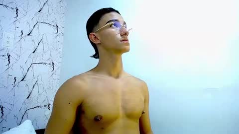 Snapshot of babyandy_ chatting on June 29, 11:38 pm ANDY online show from June 29, 11:38 pm