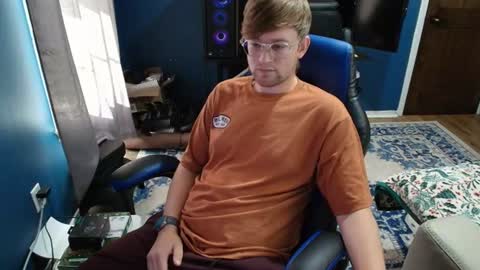 Snapshot of babyb0ydavey chatting on July 15, 2:22 pm Davey online show from July 15, 2:22 pm