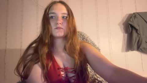 Snapshot of babyblissxx chatting on September 29, 10:03 pm Katerina online show from September 29, 10:03 pm