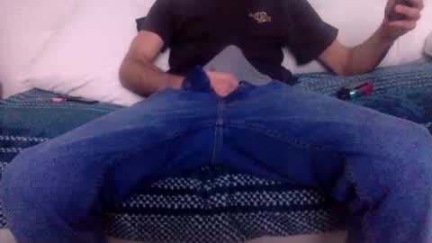 babyboii42o online show from April 4, 8:28 pm