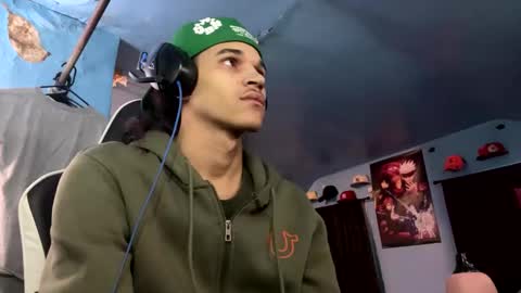 babyD online show from December 5, 7:27 am