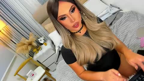 Snapshot of babygoddess4u chatting on December 24, 1:59 am ASK ME IN PM online show from December 24, 1:59 am