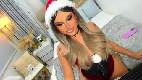 Snapshot of babygoddess4u chatting on December 28, 1:17 pm ASK ME IN PM online show from December 28, 1:17 pm