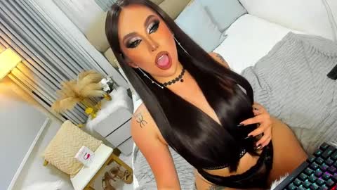 Snapshot of babygoddess4u chatting on January 18, 5:48 pm ASK ME IN PM online show from January 18, 5:48 pm