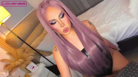 Snapshot of babygoddess4u chatting on October 18, 11:27 pm ASK ME IN PM online show from October 18, 11:27 pm