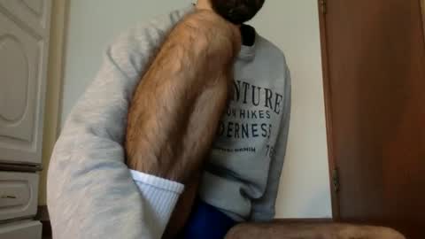 Snapshot of babyhardy chatting on December 3, 12:38 pm Tom A. online show from December 3, 12:38 pm