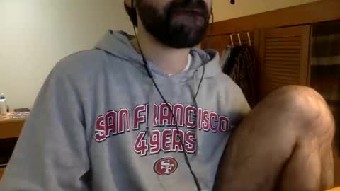 Snapshot of babyhardy chatting on December 15, 7:10 pm Tom A. online show from December 15, 7:10 pm