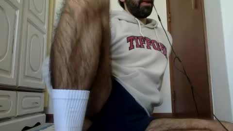 Snapshot of babyhardy chatting on December 26, 12:59 pm Tom A. online show from December 26, 12:59 pm