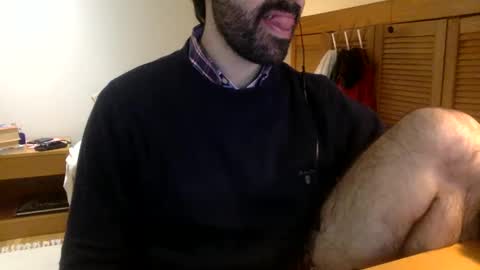 Snapshot of babyhardy chatting on January 5, 12:42 pm Tom A. online show from January 5, 12:42 pm