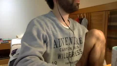 Snapshot of babyhardy chatting on January 17, 12:10 am Tom A. online show from January 17, 12:10 am