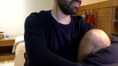 Snapshot of babyhardy chatting on February 9, 8:02 pm Tom A. online show from February 9, 8:02 pm