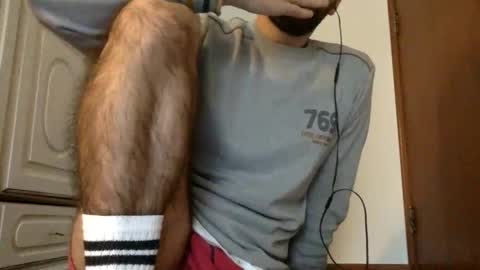 Snapshot of babyhardy chatting on February 13, 9:20 am Tom A. online show from February 13, 9:20 am