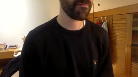 Snapshot of babyhardy chatting on March 2, 7:23 pm Tom A. online show from March 2, 7:23 pm