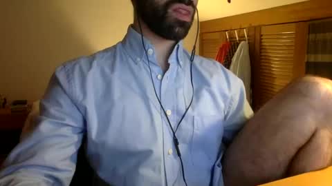 Snapshot of babyhardy chatting on March 8, 12:33 am Tom A. online show from March 8, 12:33 am