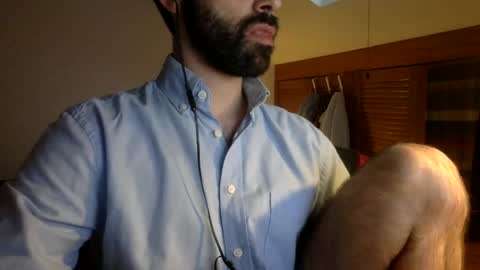 Snapshot of babyhardy chatting on March 10, 5:07 pm Tom A. online show from March 10, 5:07 pm