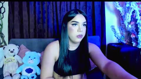 Snapshot of babyhot_zaam chatting on May 18, 3:35 am online show from May 18, 3:35 am